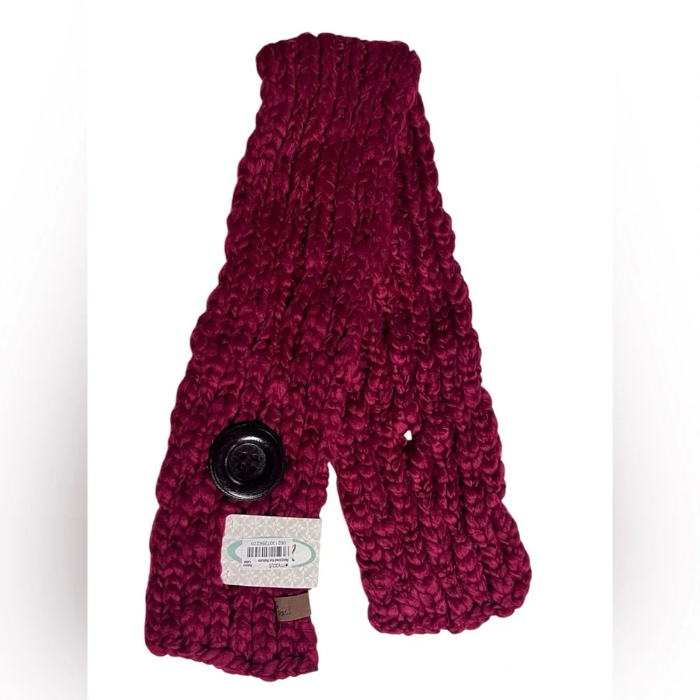 2 Fossil Cable Chunky Knit Ivy Neck Scarves NWT with Single Button -2 Neck Wraps - Picture 4 of 6